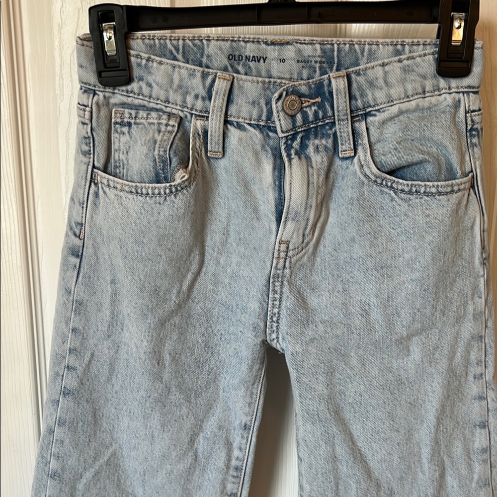 Old Navy Girls baggy, wide leg, high-rise jeans, light blue Denim Jeans size 10